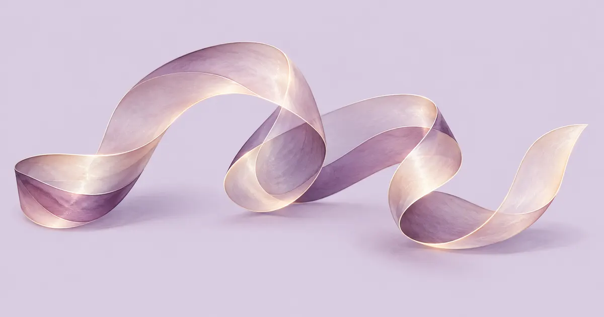 A single coiled pearl ribbon on a pale lilac surface